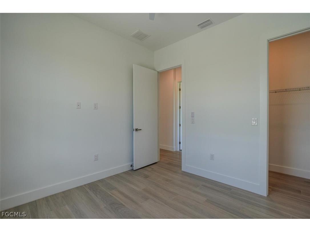 1227 NW 40th Place Cape Coral FL 33993 2026011311 image31