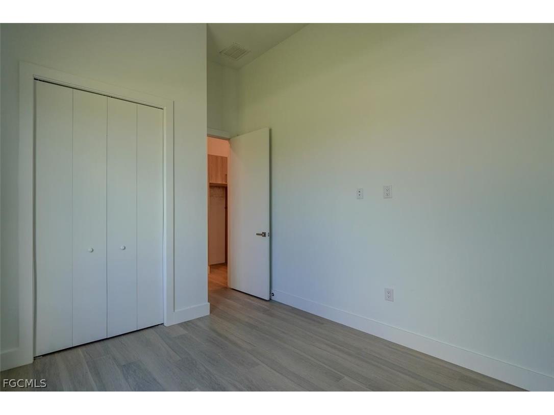 1227 NW 40th Place Cape Coral FL 33993 2026011311 image38