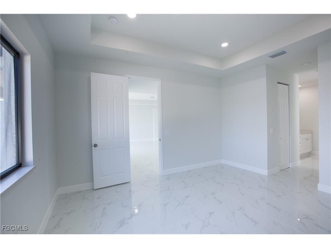 1227 SE 3rd Avenue Cape Coral FL 33990 2025023364 image13