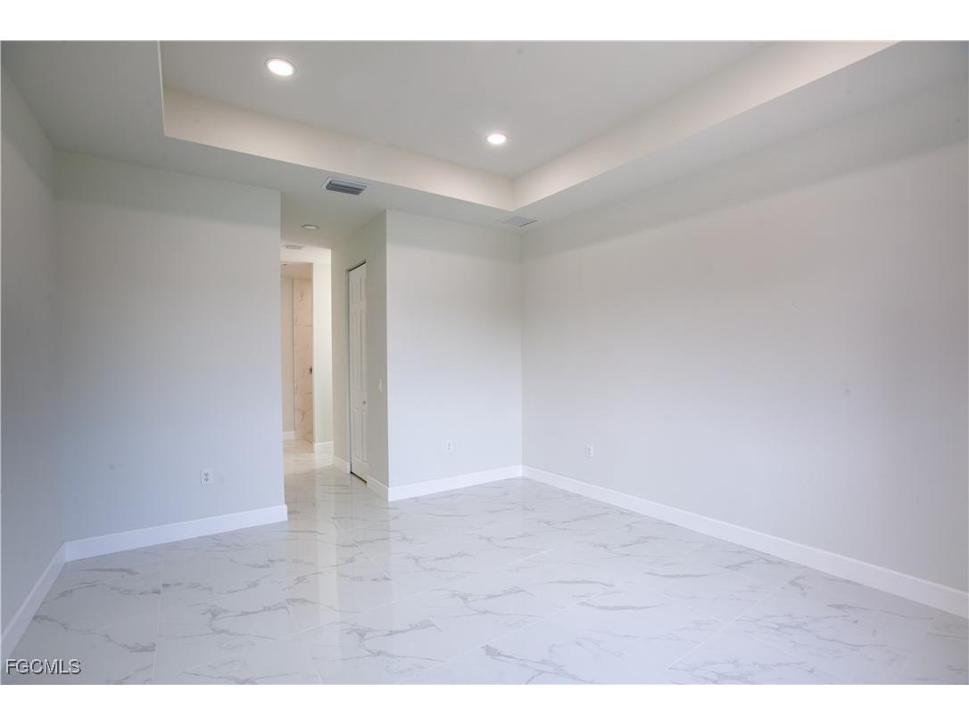 1227 SE 3rd Avenue Cape Coral FL 33990 2025023364 image14