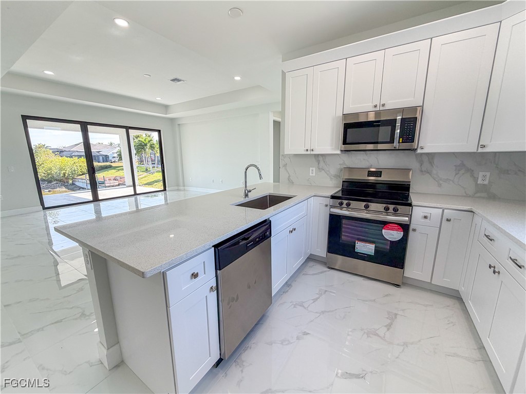 1227 SE 3rd Avenue Cape Coral FL 33990 2025023364 image3