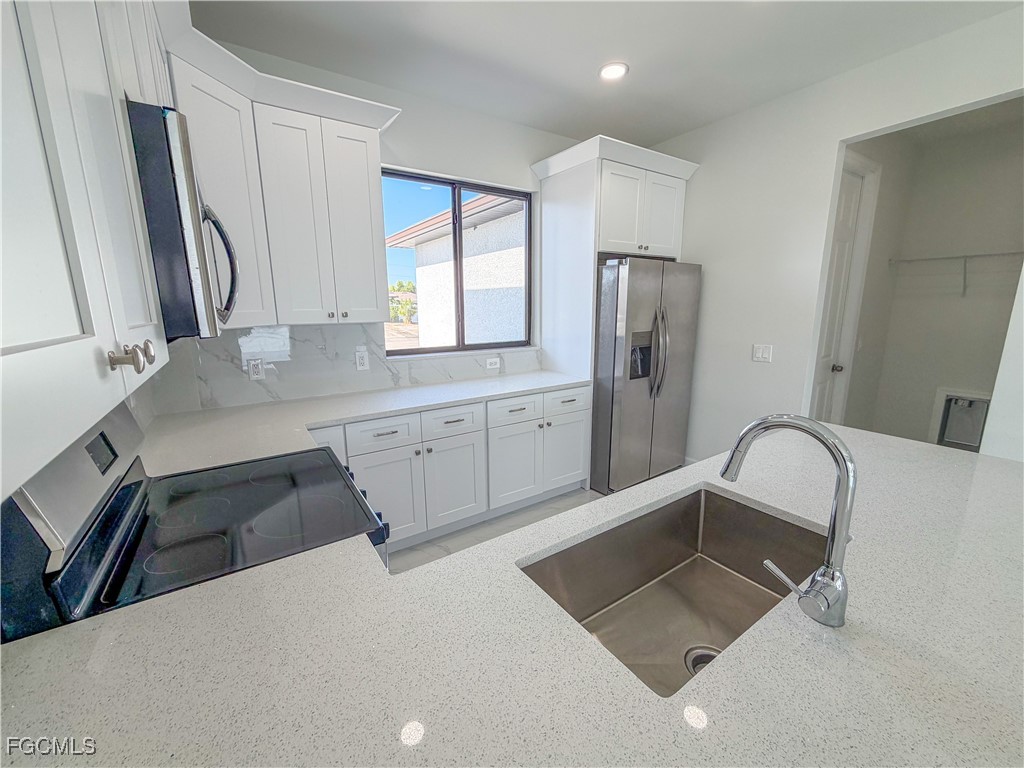 1227 SE 3rd Avenue Cape Coral FL 33990 2025023364 image5