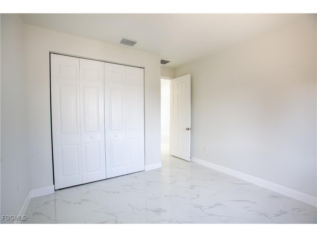 1227 SE 3rd Avenue Cape Coral FL 33990 2025023364 image8