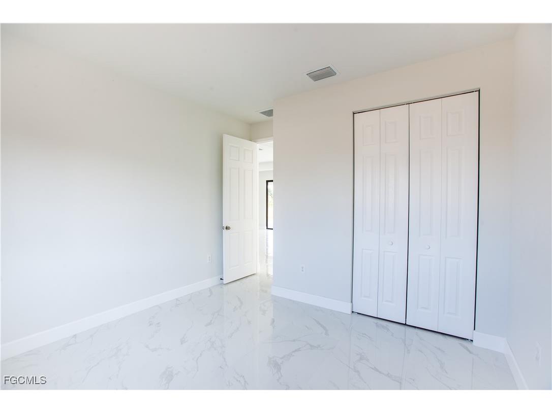 1227 SE 3rd Avenue Cape Coral FL 33990 2025023364 image9