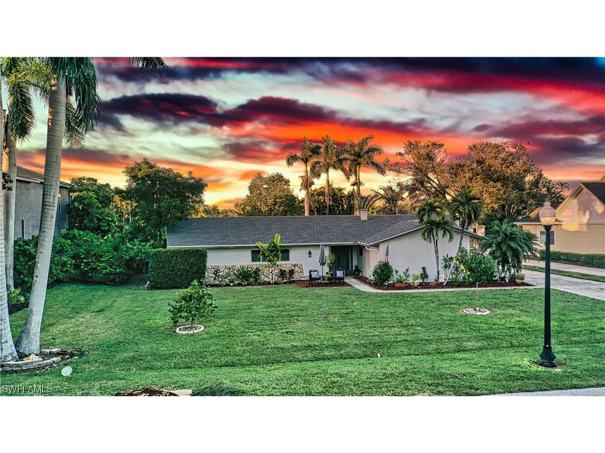1227 Walden Drive Fort Myers FL 33901 223083706 image1