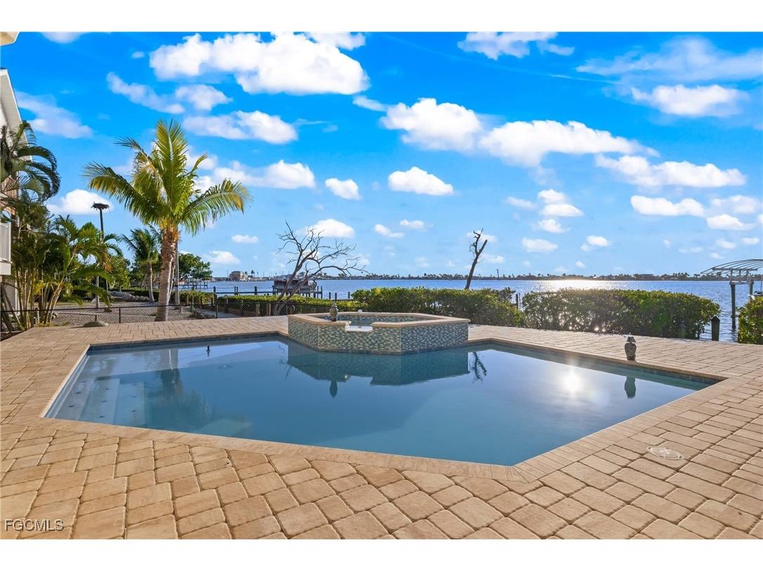 12271 Shoreview Drive Matlacha FL 33993 2026001829 image47