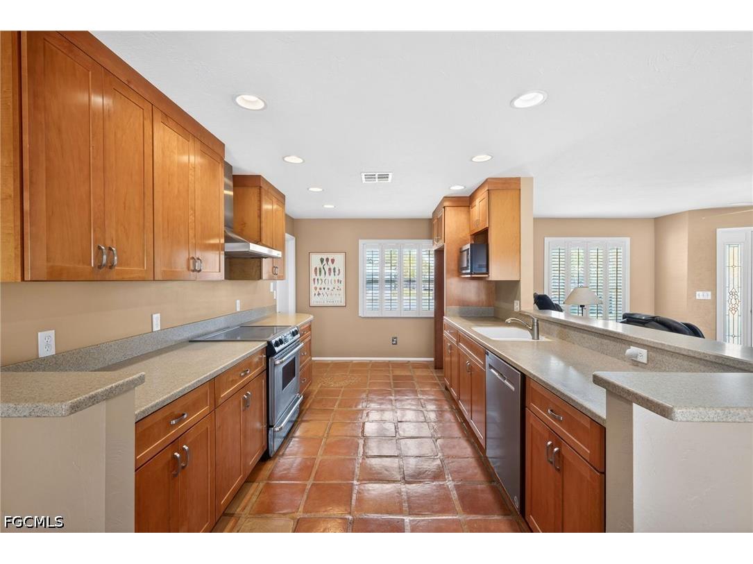 12279 Matlacha Boulevard Matlacha Isles FL 33991 2026022481 image11