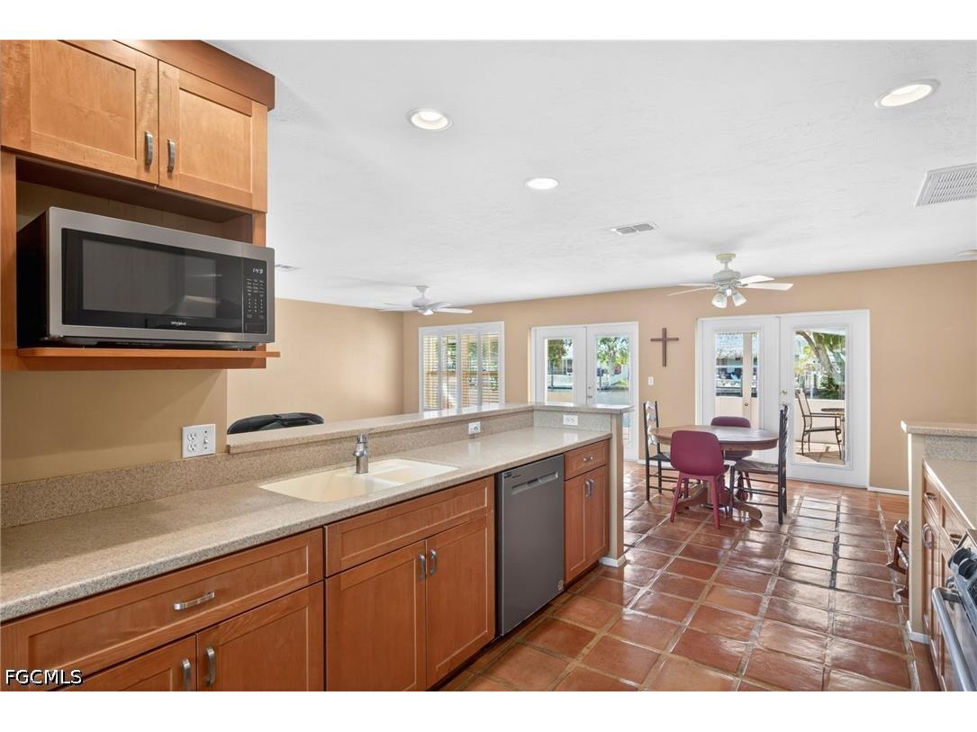 12279 Matlacha Boulevard Matlacha Isles FL 33991 2026022481 image13