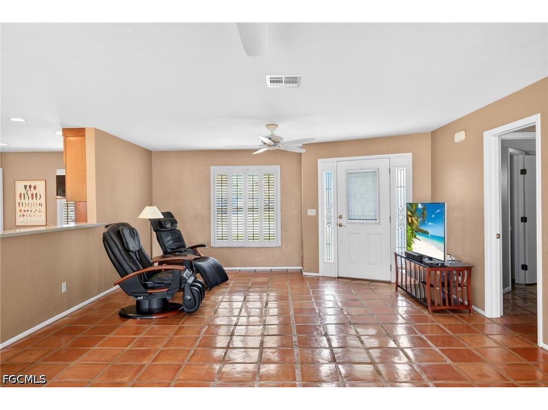 12279 Matlacha Boulevard Matlacha Isles FL 33991 2026022481 image3