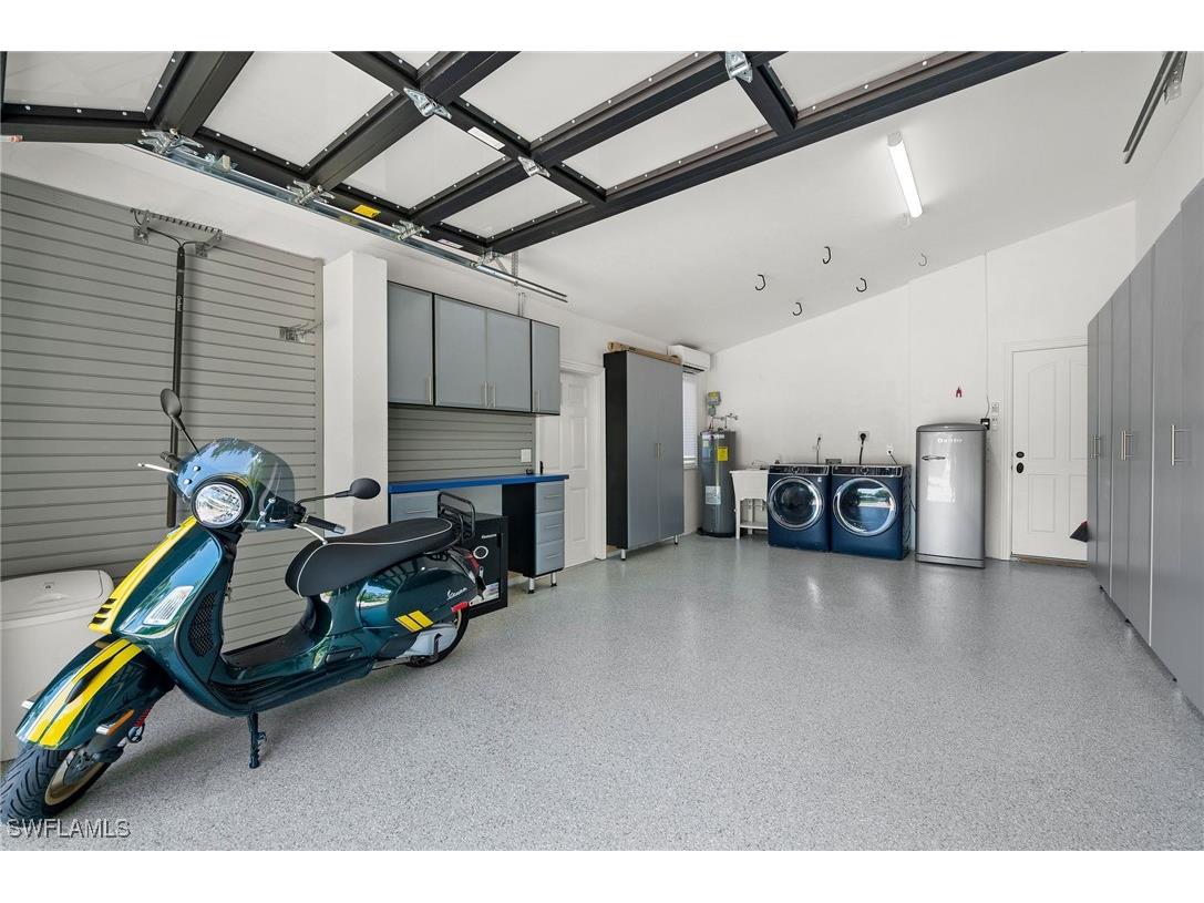 1228 Diana Avenue Naples FL 34103 225078219 image9