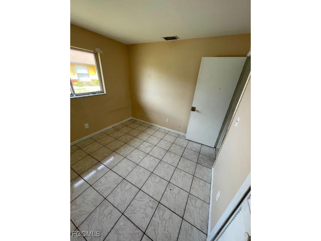 1228 NE 9th Street #1 Cape Coral FL 33909 2025012899 image6