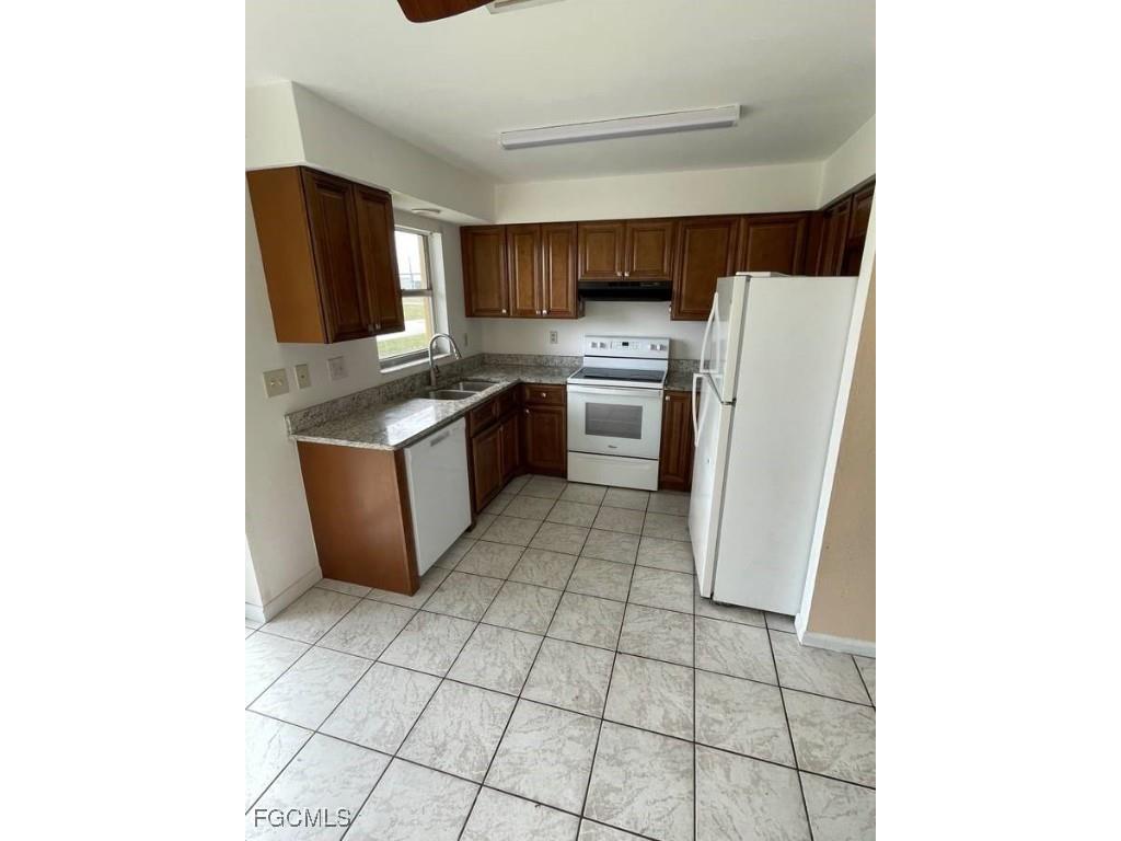 1228 NE 9th Street #1 Cape Coral FL 33909 2025012899 image7