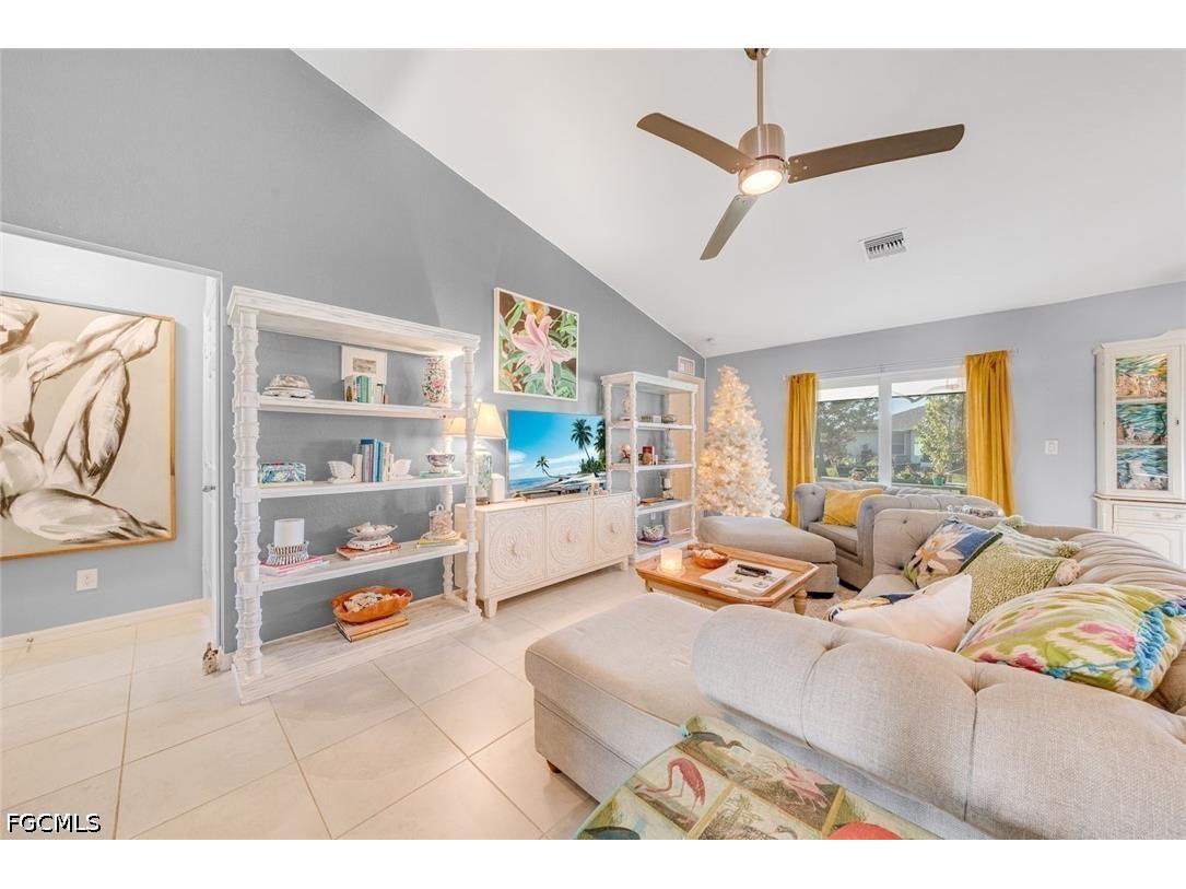 1228 NW 12th Avenue Cape Coral FL 33993 2025025108 image1