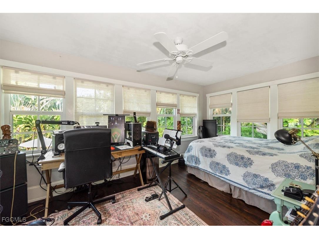 1229 Alhambra Drive Fort Myers FL 33901 2026000638 image26