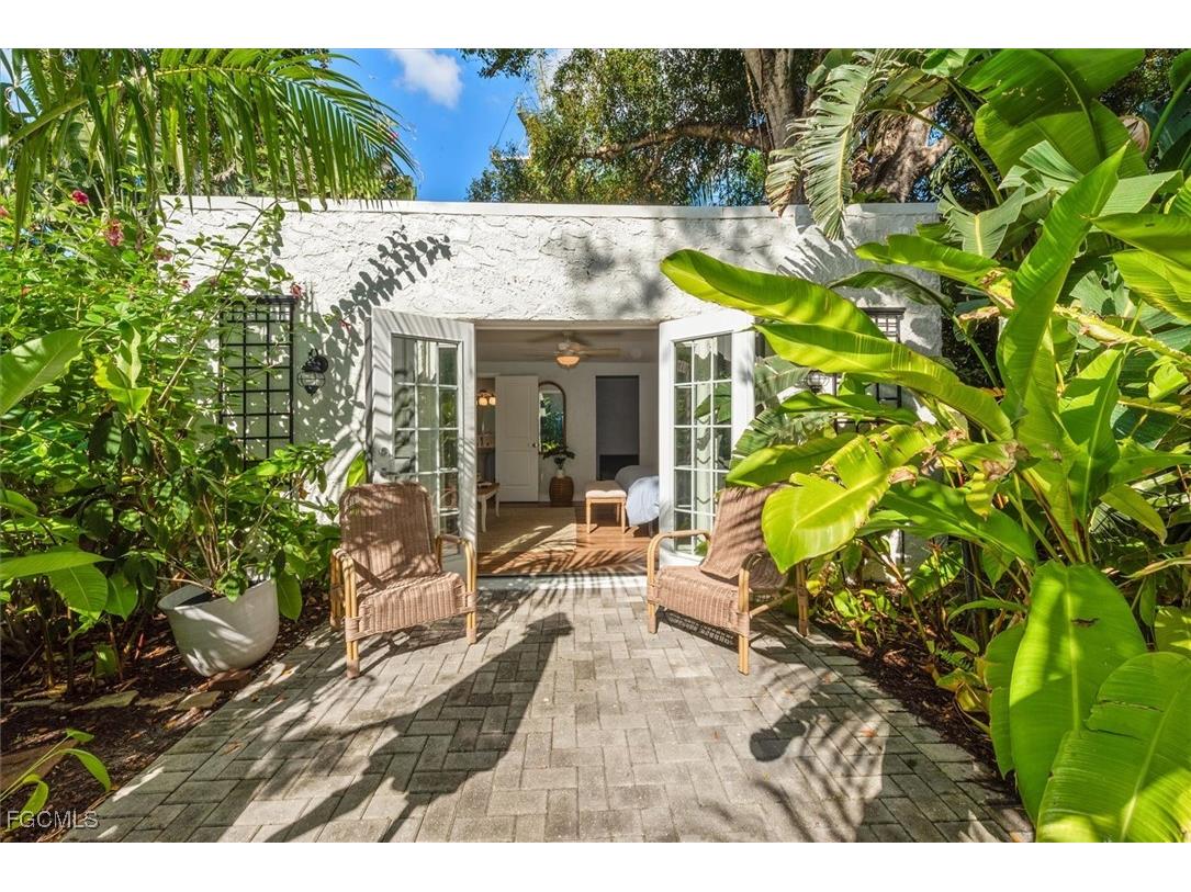 1229 Alhambra Drive Fort Myers FL 33901 2026000638 image27