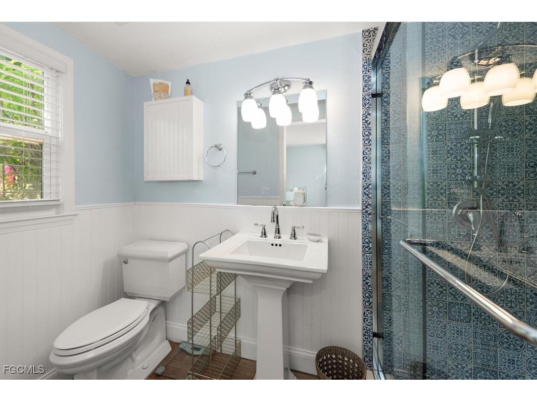 1229 Alhambra Drive Fort Myers FL 33901 2026000638 image29