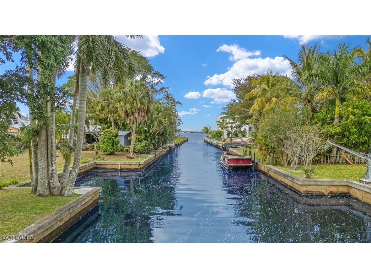 1229 Carlene Avenue Fort Myers FL 33901 225024267 image2