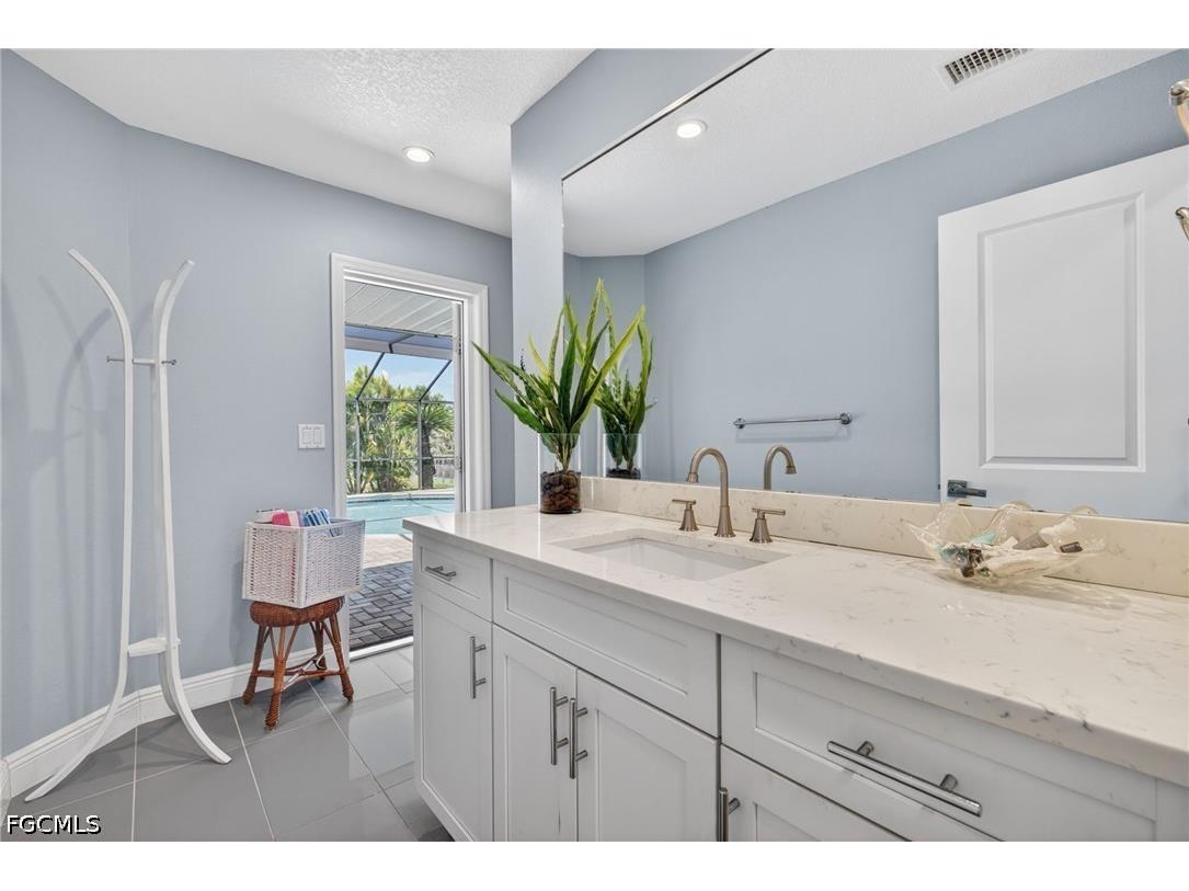 1229 El Dorado Parkway E Cape Coral FL 33904 2026019607 image24