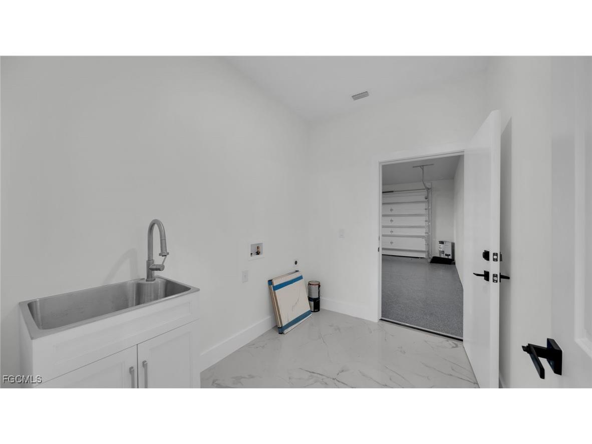 1229 NE 41st Street Cape Coral FL 33909 2025006365 image22