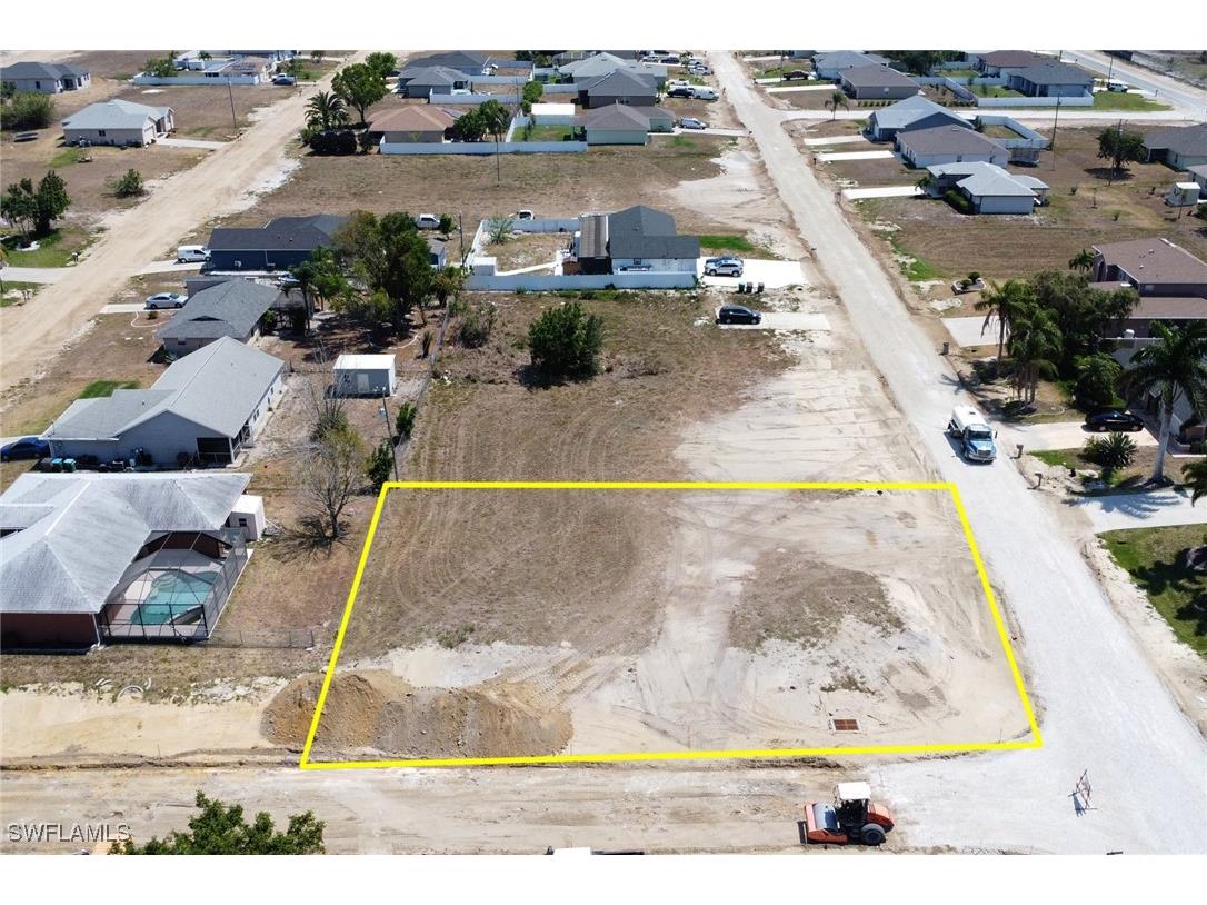 1229 NE 4th Place Cape Coral FL 33909 225041365 image1