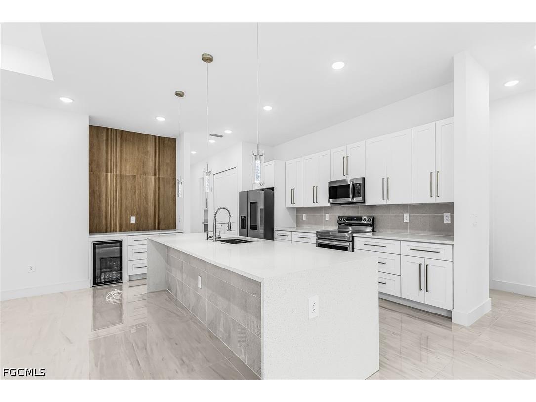 1229 NW 37th Place Cape Coral FL 33993 2026025260 image8