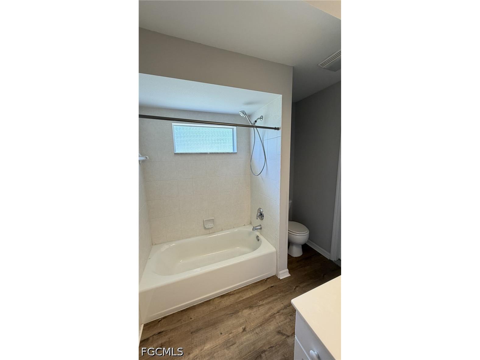 1229 SE 21st Place Cape Coral FL 33990 2026031573 image12