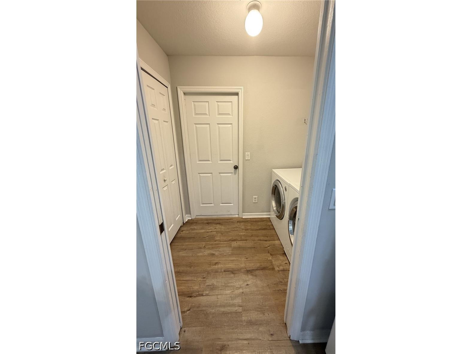 1229 SE 21st Place Cape Coral FL 33990 2026031573 image25