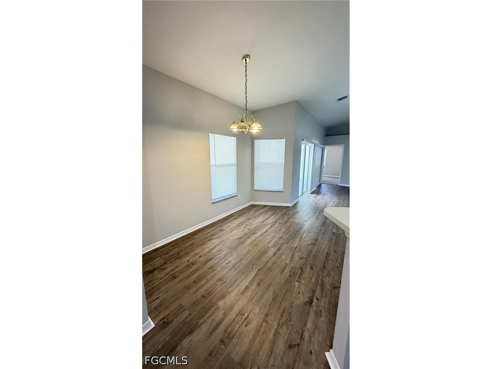 1229 SE 21st Place Cape Coral FL 33990 2026031573 image4