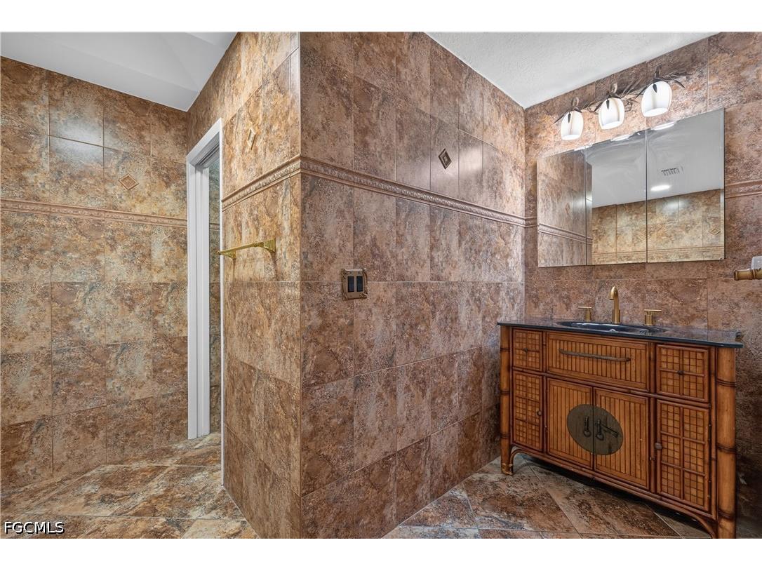 1229 SW 21st Terrace Cape Coral FL 33991 2026028556 image21