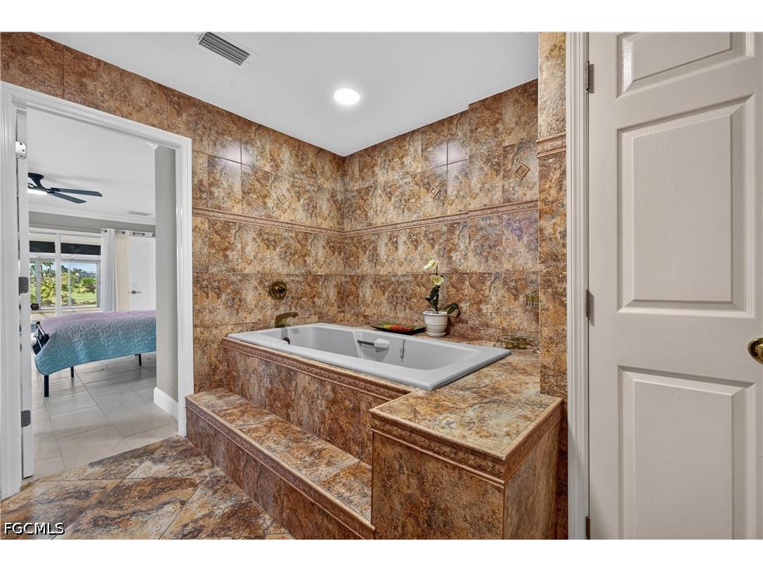 1229 SW 21st Terrace Cape Coral FL 33991 2026028556 image22