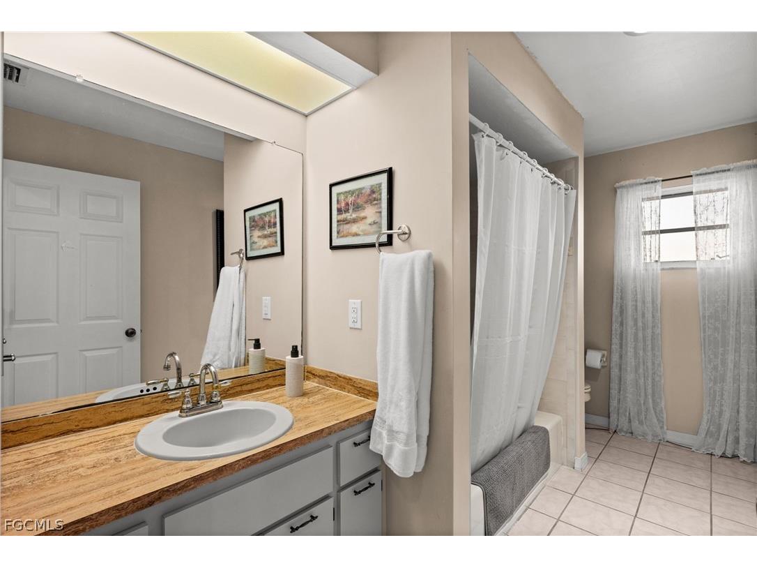 1229 SW 24th Street Cape Coral FL 33991 2026012445 image36