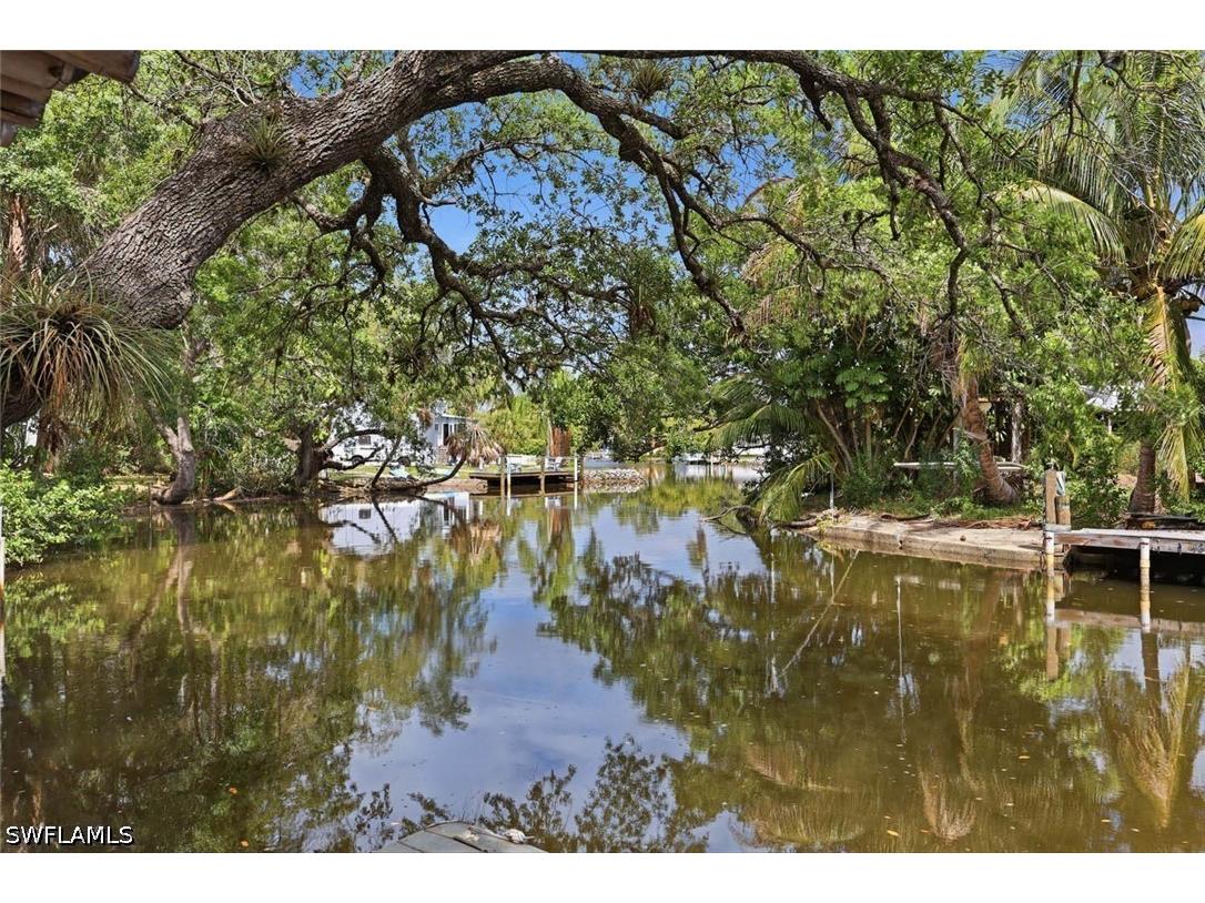 1229 Skyline Drive Naples FL 34114 226016312 image22