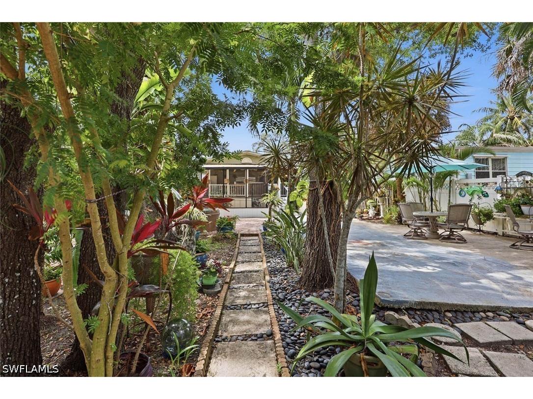 1229 Skyline Drive Naples FL 34114 226016312 image23