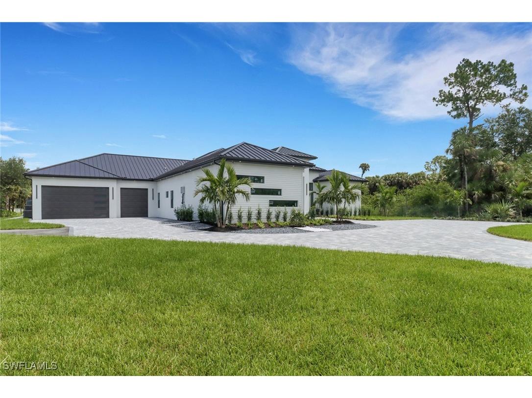 123 10th Avenue NW Naples FL 34120 225027016 image2