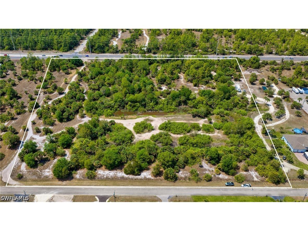 123 8th Street NE Naples FL 34120 226011113 image1