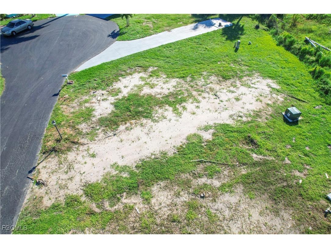 123 Ash Lane Fort Myers FL 33908 2025024884 image3