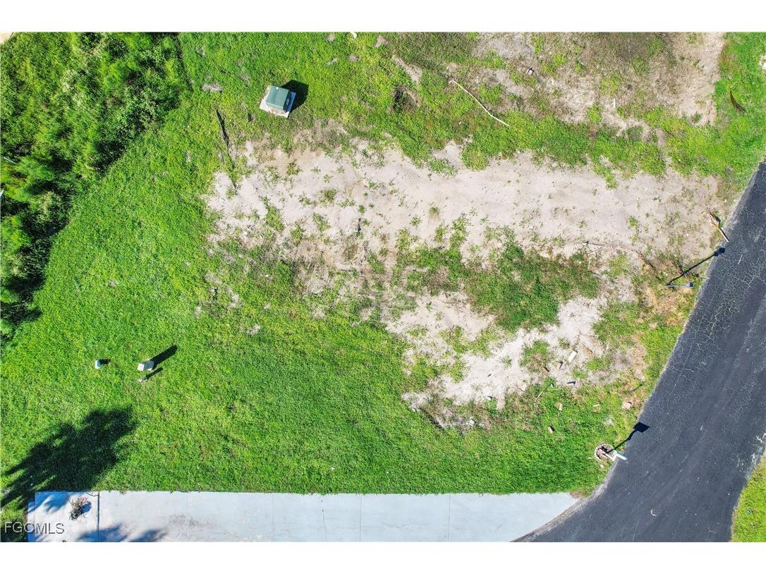 123 Ash Lane Fort Myers FL 33908 2025024884 image9