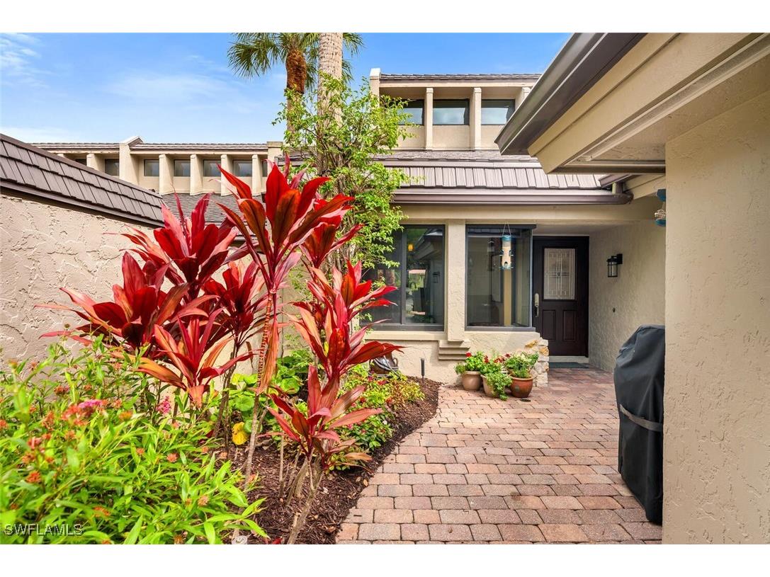 123 Bears Paw Trail Naples FL 34105 225020667 image1