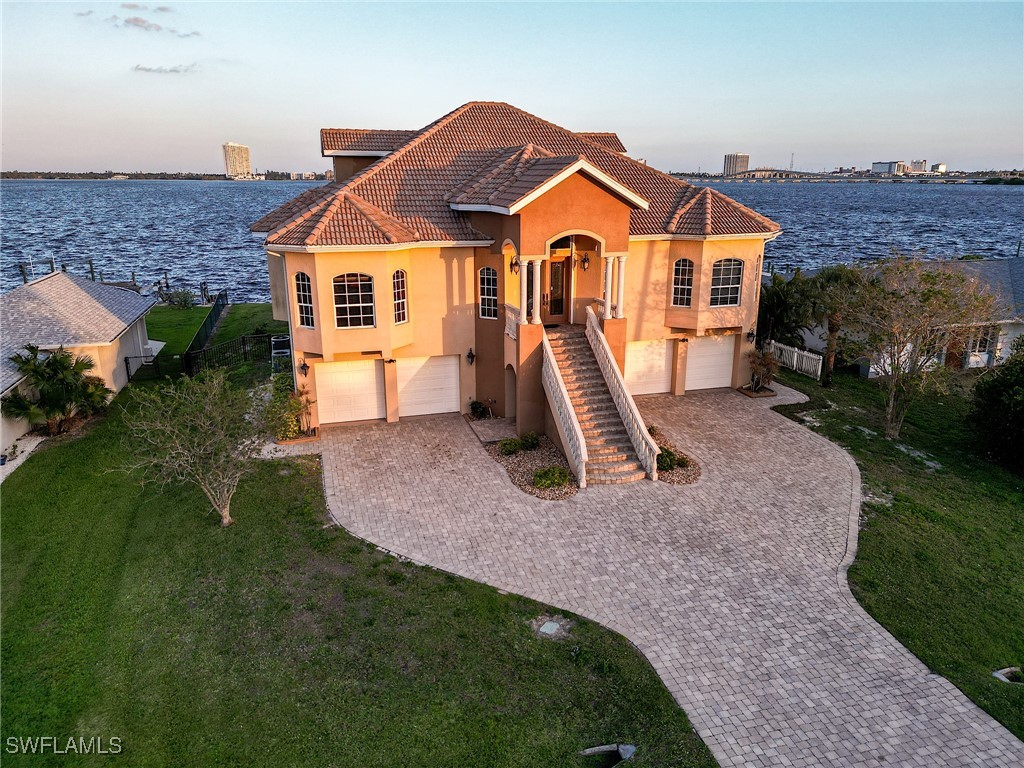 123 E North Shore Avenue North Fort Myers FL 33917 225010294 image1
