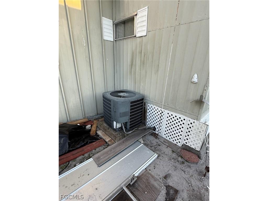 123 Flame Lane North Fort Myers FL 33917 2026008125 image19