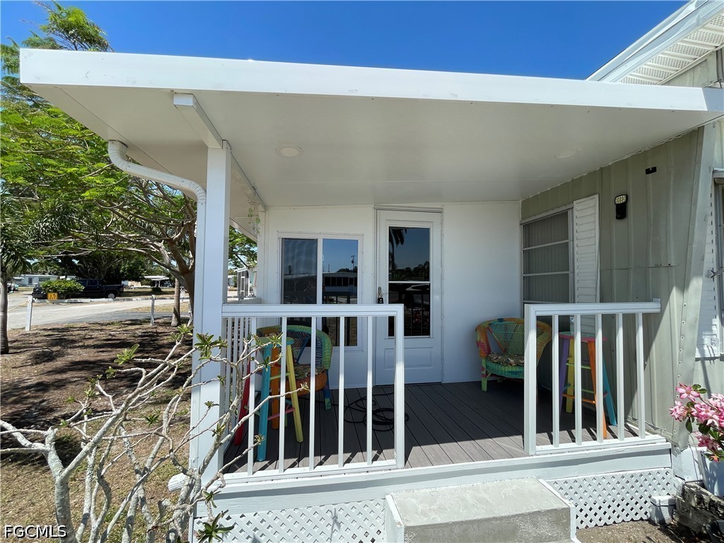 123 Flame Lane North Fort Myers FL 33917 2026008125 image3