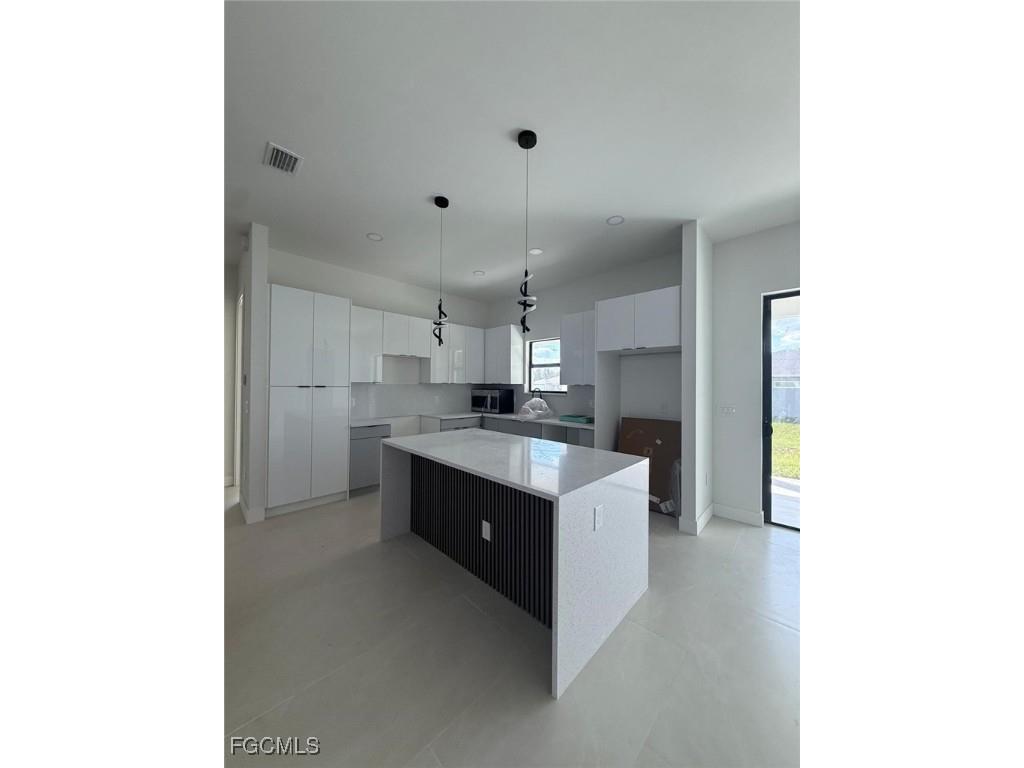 123 Grant Boulevard Lehigh Acres FL 33974 2025021320 image2