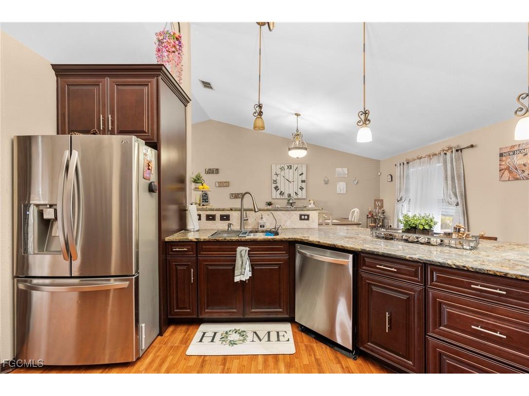 123 NW 4th Avenue Cape Coral FL 33993 2025008931 image18