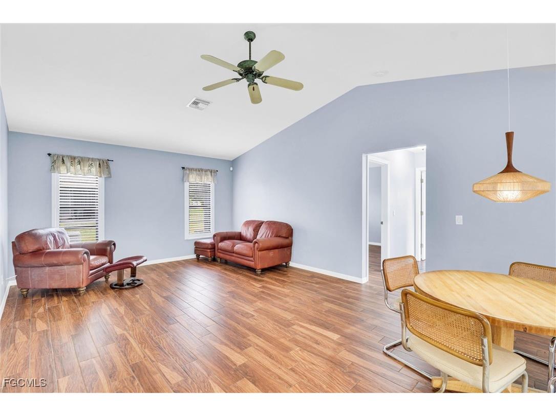 123 SE 29th Terrace Cape Coral FL 33904 2025018475 image11