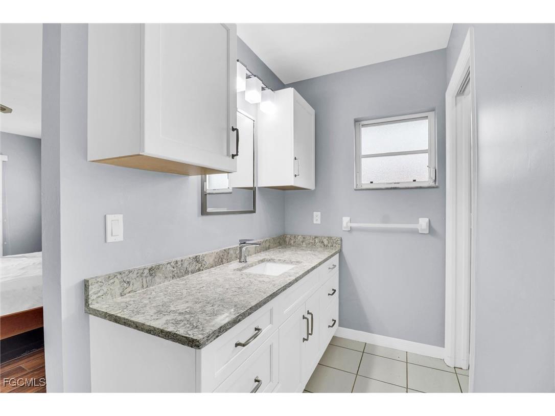 123 SE 29th Terrace Cape Coral FL 33904 2025018475 image15