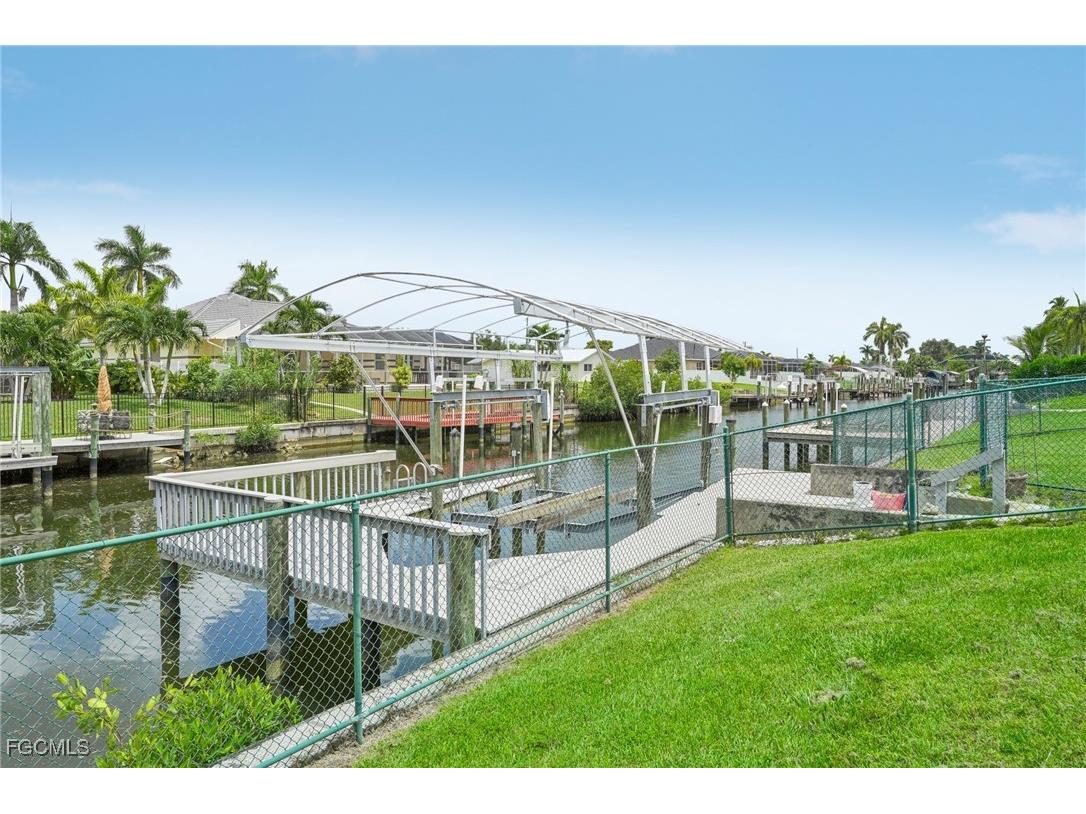 123 SE 29th Terrace Cape Coral FL 33904 2025018475 image25
