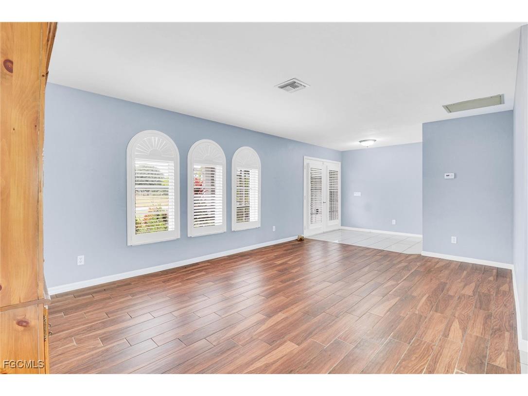 123 SE 29th Terrace Cape Coral FL 33904 2025018475 image34