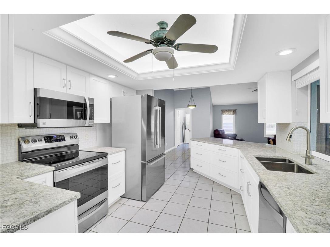 123 SE 29th Terrace Cape Coral FL 33904 2025018475 image5