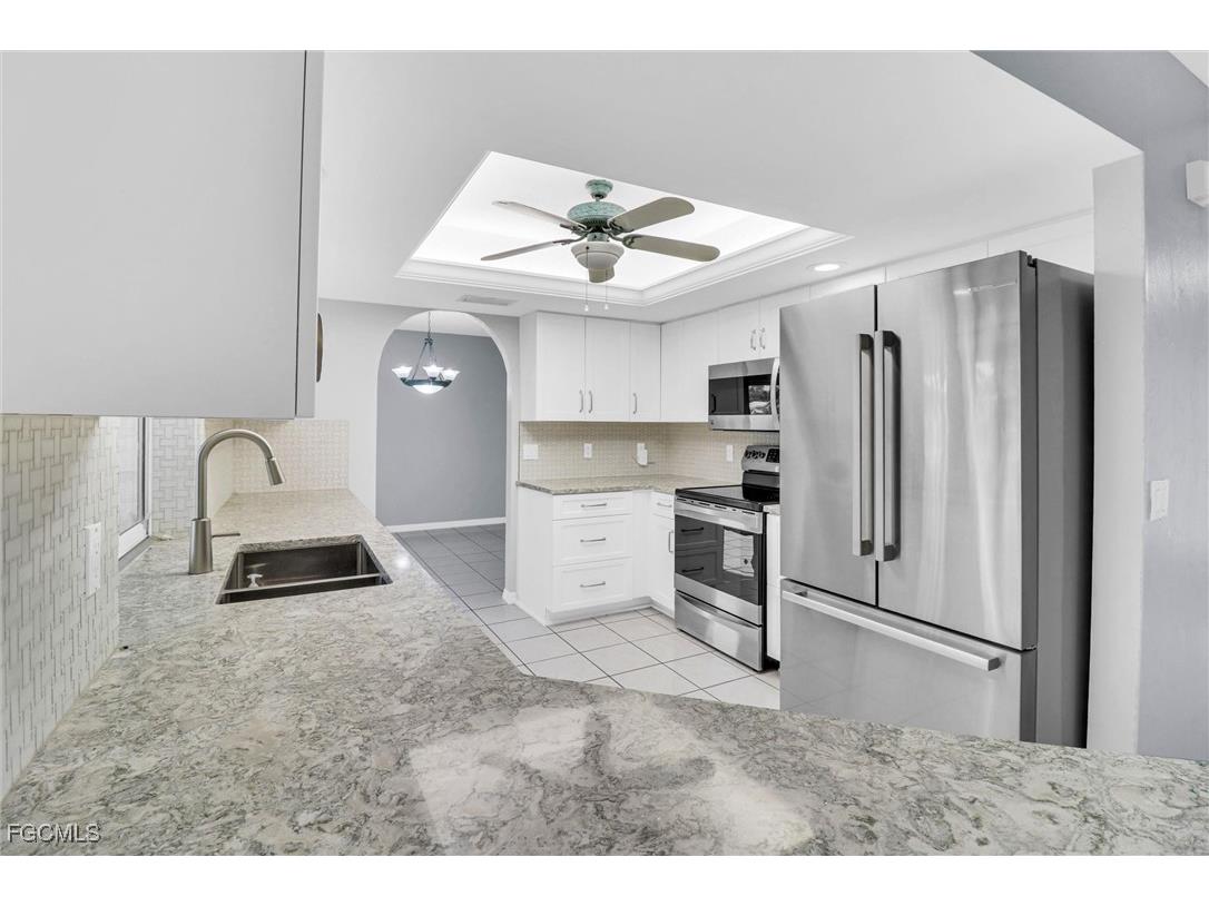 123 SE 29th Terrace Cape Coral FL 33904 2025018475 image6