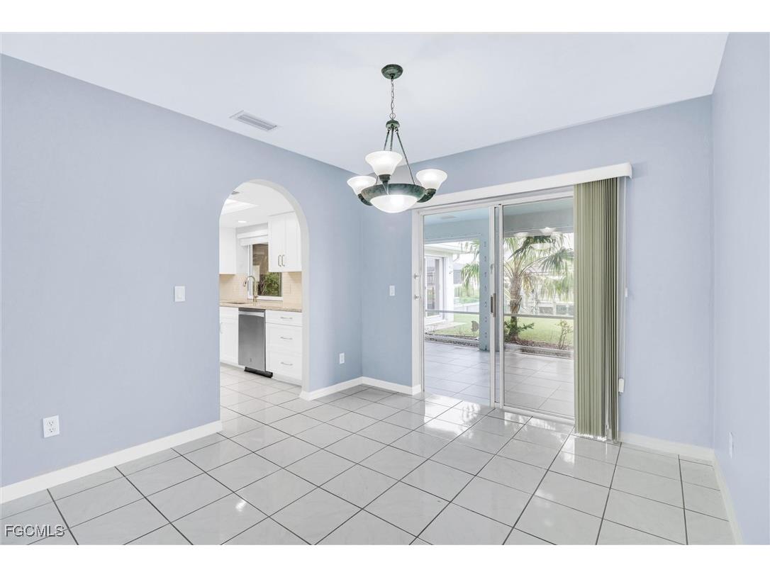 123 SE 29th Terrace Cape Coral FL 33904 2025018475 image7